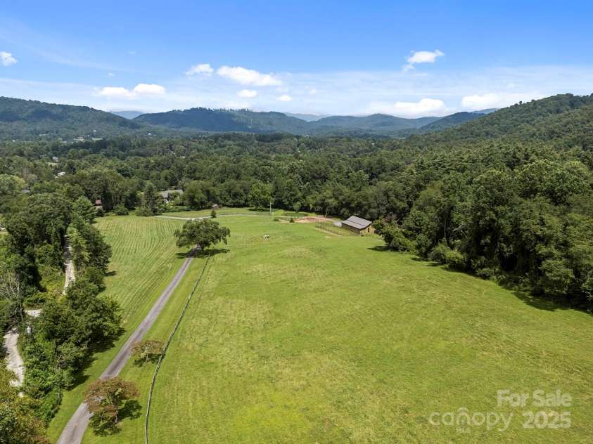 193 Duncan Creek Road, Fletcher, NC 28732.  MLS# CAR4292957, YatesRealty ID 2718. 