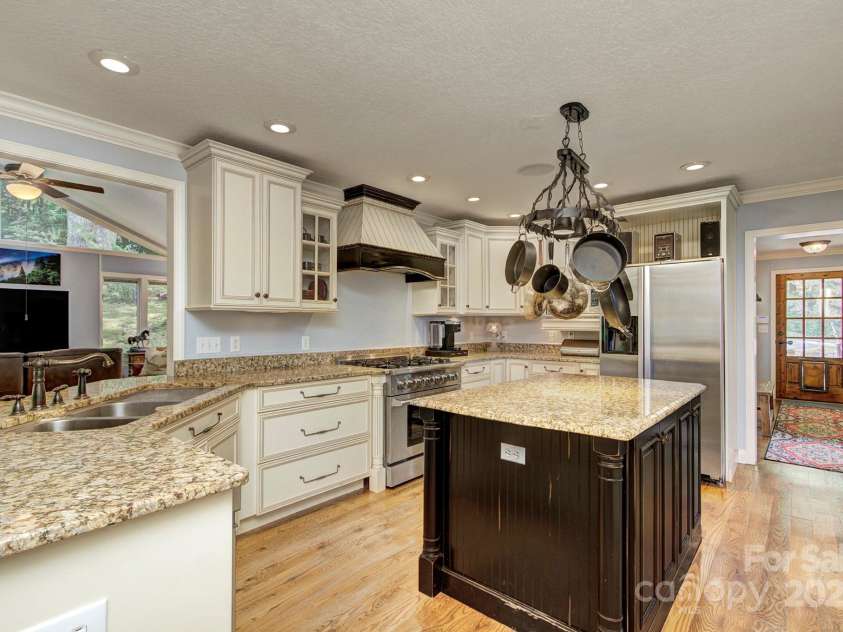 193 Duncan Creek Road, Fletcher, NC 28732.  MLS# CAR4292957, YatesRealty ID 2718. 