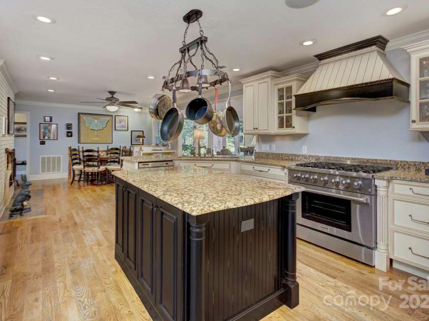 193 Duncan Creek Road, Fletcher, NC 28732.  MLS# CAR4292957, YatesRealty ID 2718. 