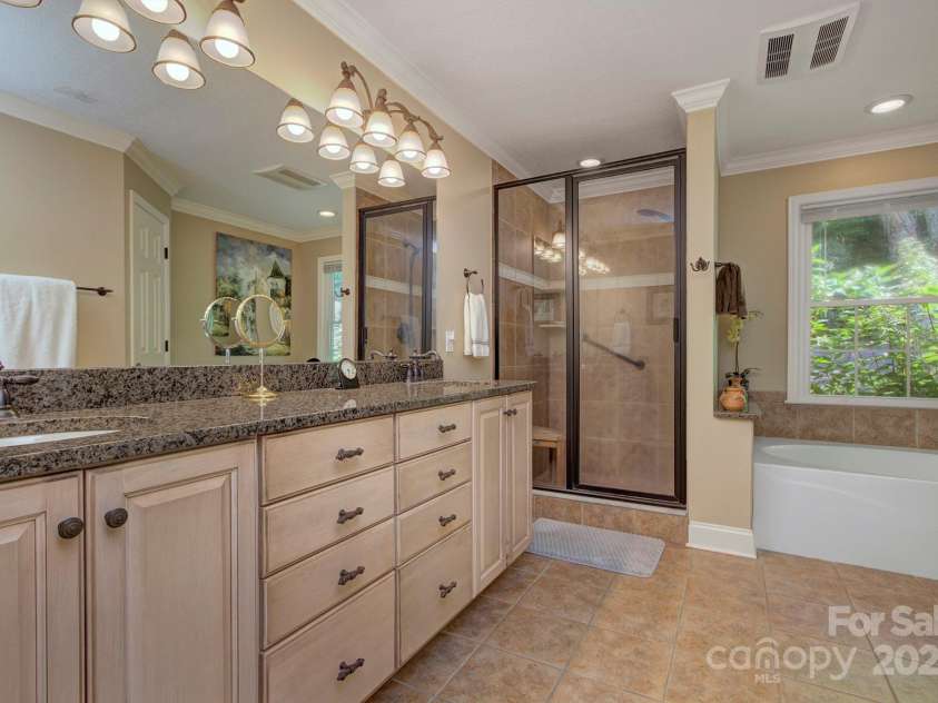 193 Duncan Creek Road, Fletcher, NC 28732.  MLS# CAR4292957, YatesRealty ID 2718. 