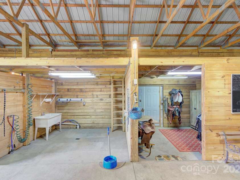 193 Duncan Creek Road, Fletcher, NC 28732.  MLS# CAR4292957, YatesRealty ID 2718. 
