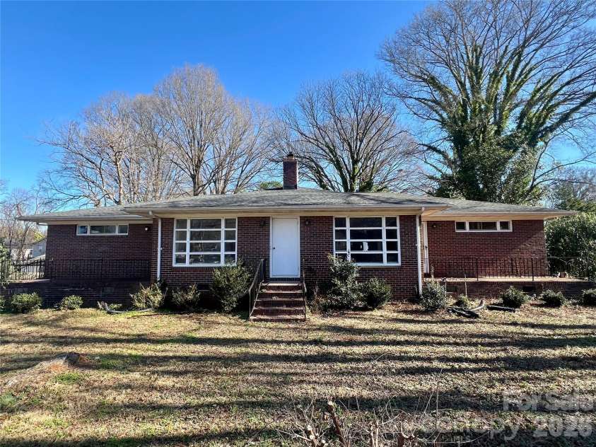 20230 Main Street, Cornelius, NC 28031.  MLS# CAR4338025, YatesRealty ID 2718. 