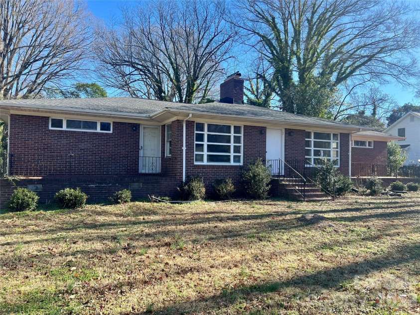 20230 Main Street, Cornelius, NC 28031.  MLS# CAR4338025, YatesRealty ID 2718. 