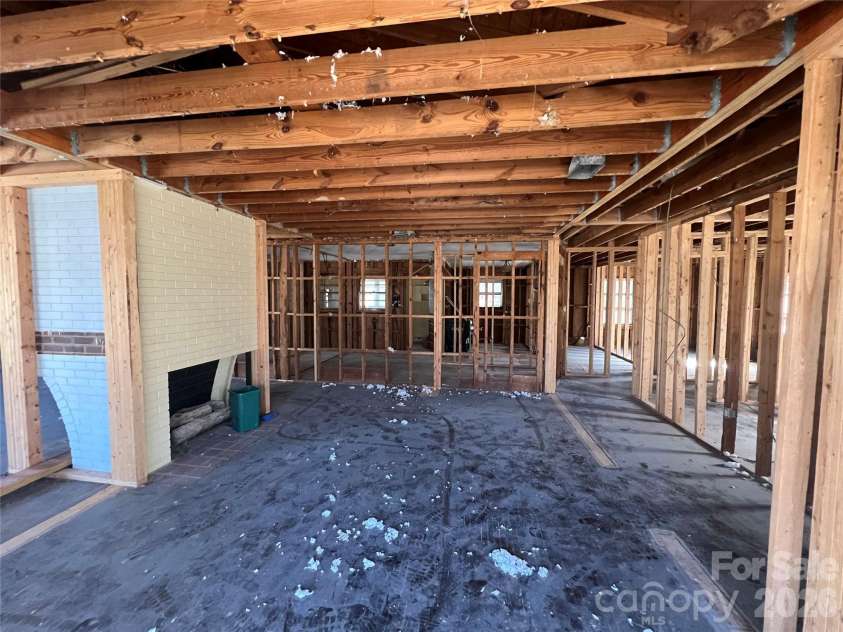 20230 Main Street, Cornelius, NC 28031.  MLS# CAR4338025, YatesRealty ID 2718. 