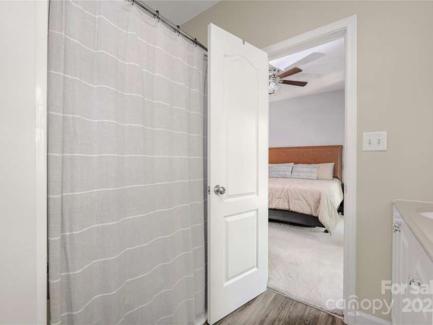 13831 Cinnabar Place, Huntersville, NC 28078.  MLS# CAR4275559, YatesRealty ID 27181. 