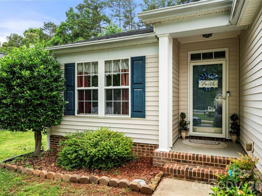 3014 Kansas City Drive, Monroe, NC 28110.  MLS# CAR4386933, YatesRealty ID 27182. 