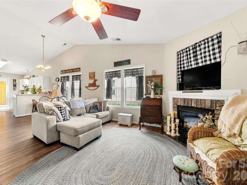 3014 Kansas City Drive, Monroe, NC 28110.  MLS# CAR4386933, YatesRealty ID 27182. 