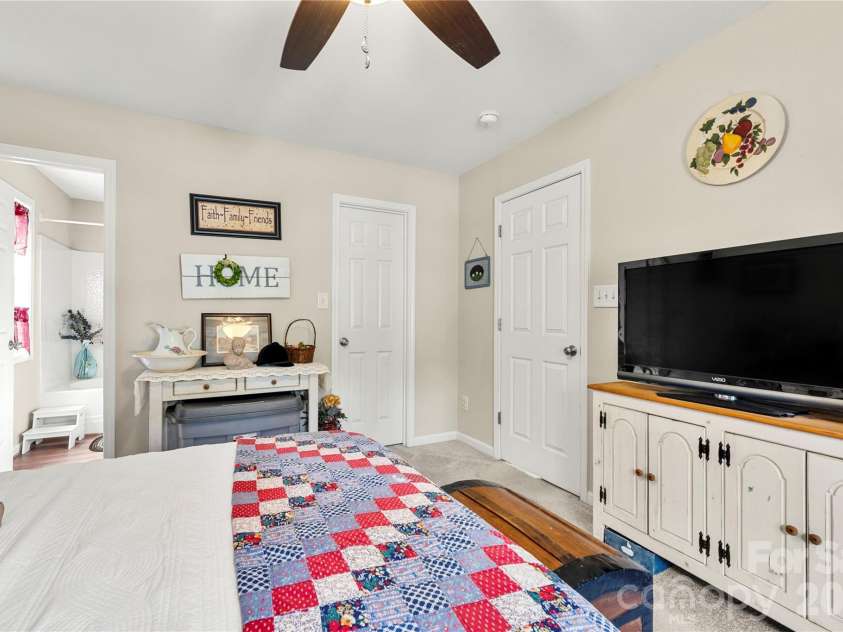 3014 Kansas City Drive, Monroe, NC 28110.  MLS# CAR4386933, YatesRealty ID 27182. 