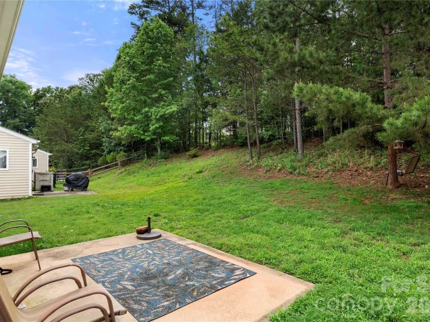3014 Kansas City Drive, Monroe, NC 28110.  MLS# CAR4386933, YatesRealty ID 27182. 