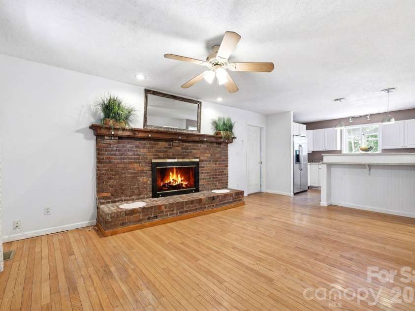 9143 Sadlers Ridge Road, Fort Mill, SC 29707.  MLS# CAR4388651, YatesRealty ID 27183. 