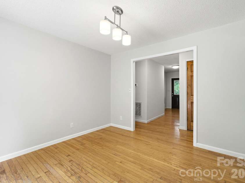 9143 Sadlers Ridge Road, Fort Mill, SC 29707.  MLS# CAR4388651, YatesRealty ID 27183. 