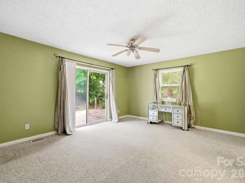 9143 Sadlers Ridge Road, Fort Mill, SC 29707.  MLS# CAR4388651, YatesRealty ID 27183. 