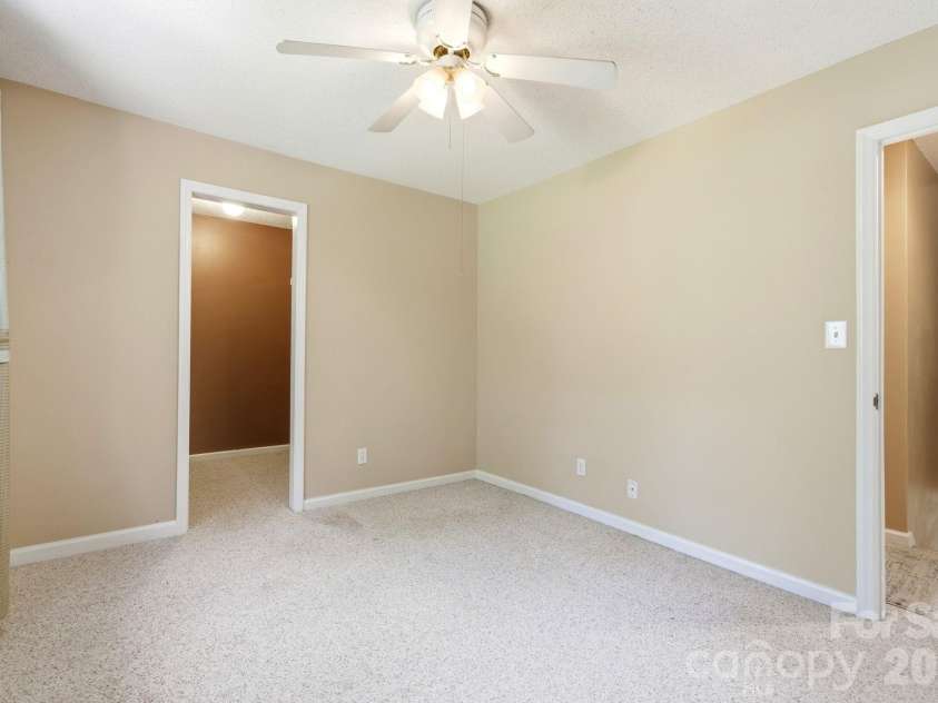 9143 Sadlers Ridge Road, Fort Mill, SC 29707.  MLS# CAR4388651, YatesRealty ID 27183. 