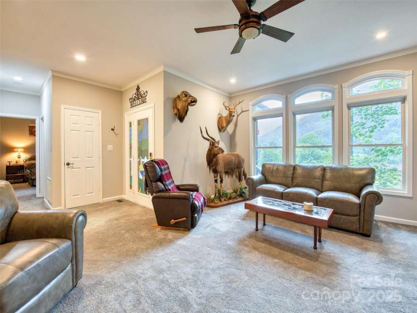 7 Higel Lane, Maggie Valley, NC 28751.  MLS# CAR4280998, YatesRealty ID 27185. 