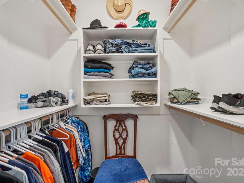 7 Higel Lane, Maggie Valley, NC 28751.  MLS# CAR4280998, YatesRealty ID 27185. 