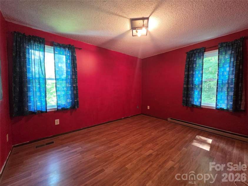165 Mount Eire Drive, Sylva, NC 28779.  MLS# CAR4388618, YatesRealty ID 27186. 