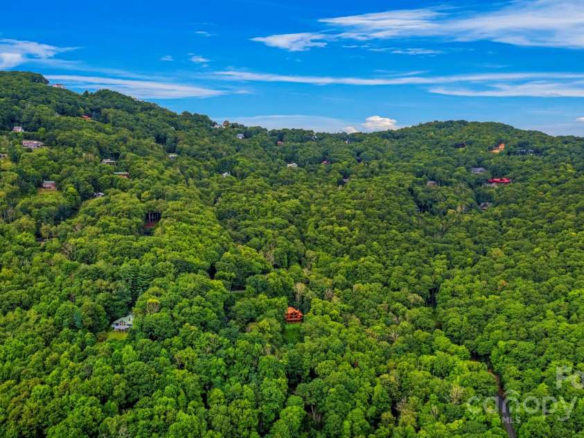 1933 Laurel Ridge Road, Maggie Valley, NC 28751.  MLS# CAR4281523, YatesRealty ID 27189. 
