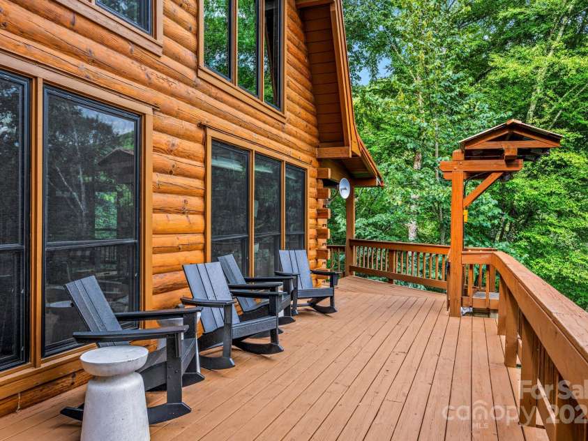 1933 Laurel Ridge Road, Maggie Valley, NC 28751.  MLS# CAR4281523, YatesRealty ID 27189. 