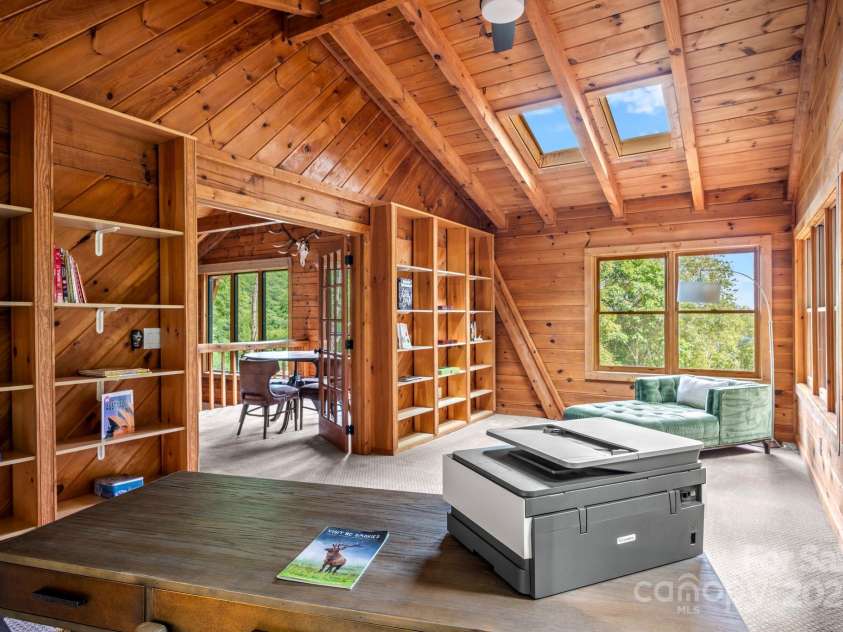 1933 Laurel Ridge Road, Maggie Valley, NC 28751.  MLS# CAR4281523, YatesRealty ID 27189. 