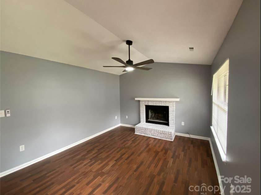 4825 Banfshire Road, Charlotte, NC 28215.  MLS# CAR4238610, YatesRealty ID 2719. 