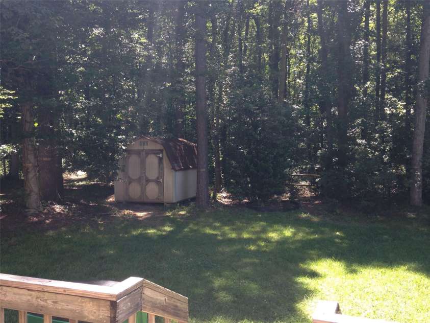 4825 Banfshire Road, Charlotte, NC 28215.  MLS# CAR4238610, YatesRealty ID 2719. 