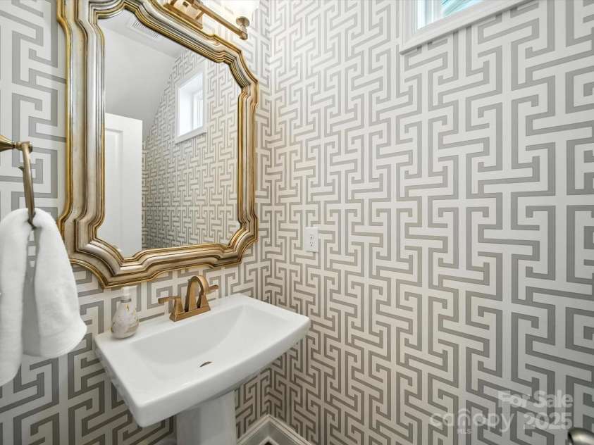 10026 Wayfair Meadow Court, Charlotte, NC 28277.  MLS# CAR4304912, YatesRealty ID 27194. 