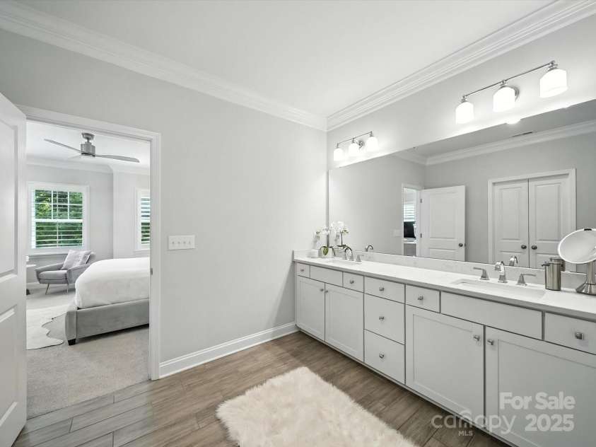 10026 Wayfair Meadow Court, Charlotte, NC 28277.  MLS# CAR4304912, YatesRealty ID 27194. 