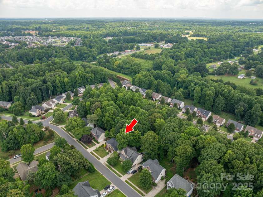 203 Laurel Glen Drive, Mooresville, NC 28115.  MLS# CAR4282155, YatesRealty ID 27195. 