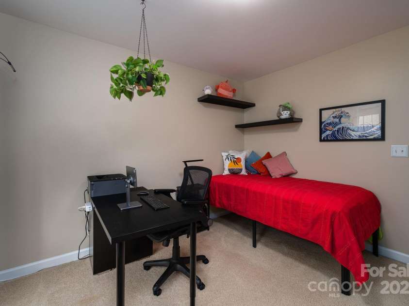 203 Laurel Glen Drive, Mooresville, NC 28115.  MLS# CAR4282155, YatesRealty ID 27195. 