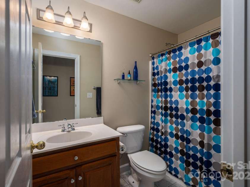 203 Laurel Glen Drive, Mooresville, NC 28115.  MLS# CAR4282155, YatesRealty ID 27195. 