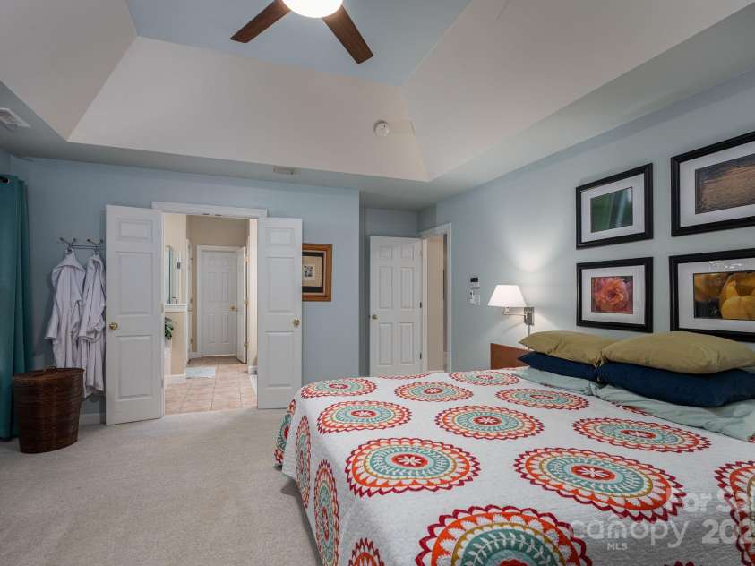 203 Laurel Glen Drive, Mooresville, NC 28115.  MLS# CAR4282155, YatesRealty ID 27195. 