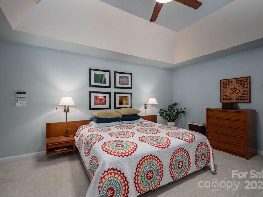 203 Laurel Glen Drive, Mooresville, NC 28115.  MLS# CAR4282155, YatesRealty ID 27195. 