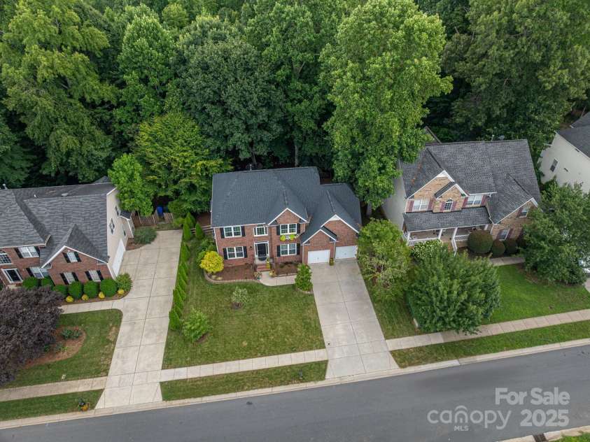 203 Laurel Glen Drive, Mooresville, NC 28115.  MLS# CAR4282155, YatesRealty ID 27195. 