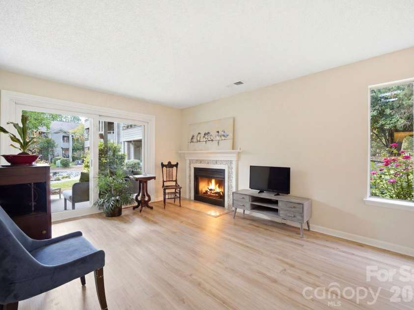 2500 #A Stradbrook Drive, Charlotte, NC 28210.  MLS# CAR4387981, YatesRealty ID 27195. 