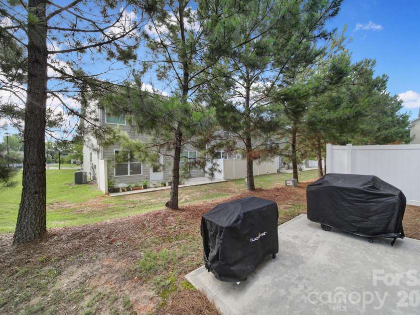 1305 Rainier Drive, Fort Mill, SC 29708.  MLS# CAR4386941, YatesRealty ID 27196. 