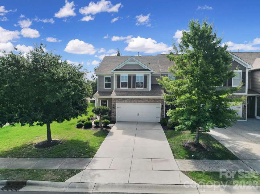 1305 Rainier Drive, Fort Mill, SC 29708.  MLS# CAR4386941, YatesRealty ID 27196. 