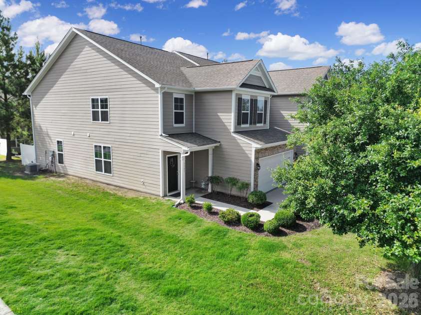 1305 Rainier Drive, Fort Mill, SC 29708.  MLS# CAR4386941, YatesRealty ID 27196. 