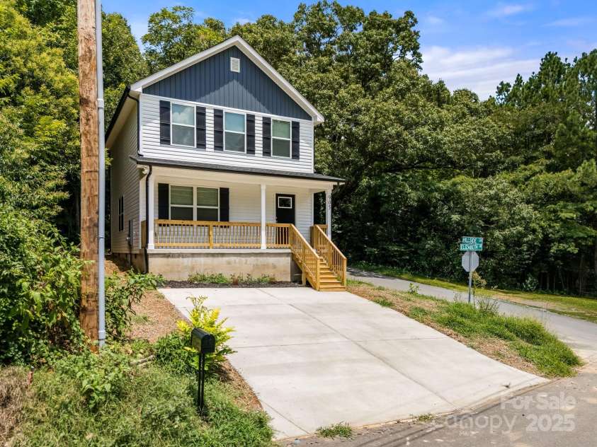 905 Elizabeth Avenue, Albemarle, NC 28001.  MLS# CAR4283505, YatesRealty ID 27196. 
