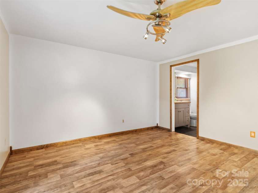 170 Styles Road, Burnsville, NC 28714.  MLS# CAR4283416, YatesRealty ID 27199. Master Bedroom