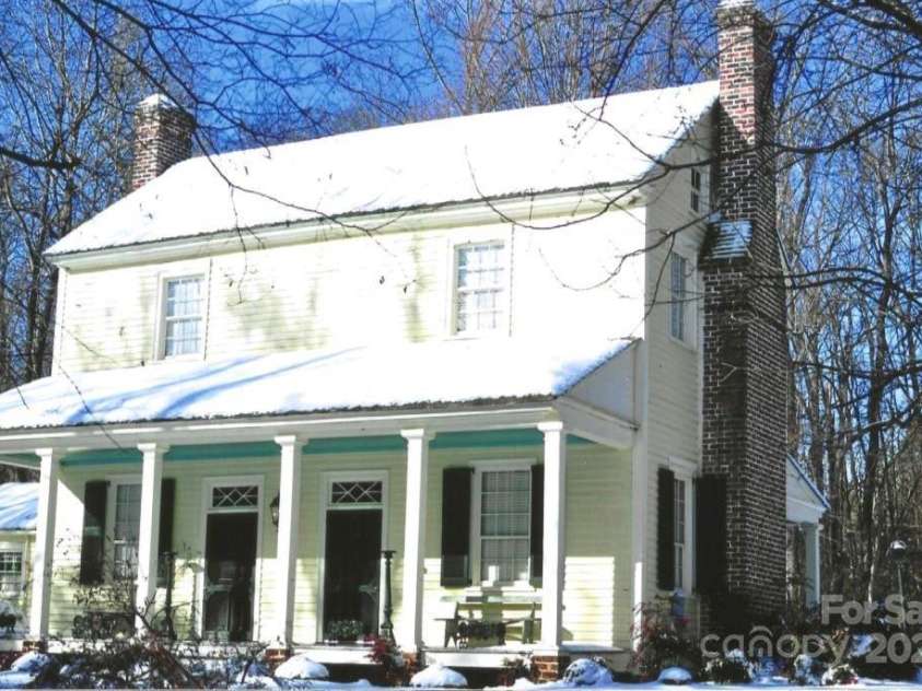 3075 Lin Oaks Place, Kannapolis, NC 28081.  MLS# CAR4311765, YatesRealty ID 272. Front View