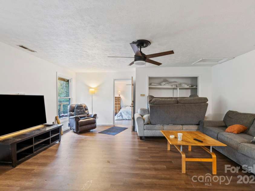 1196 Country Club Road, Brevard, NC 28712.  MLS# CAR4309337, YatesRealty ID 2720. 