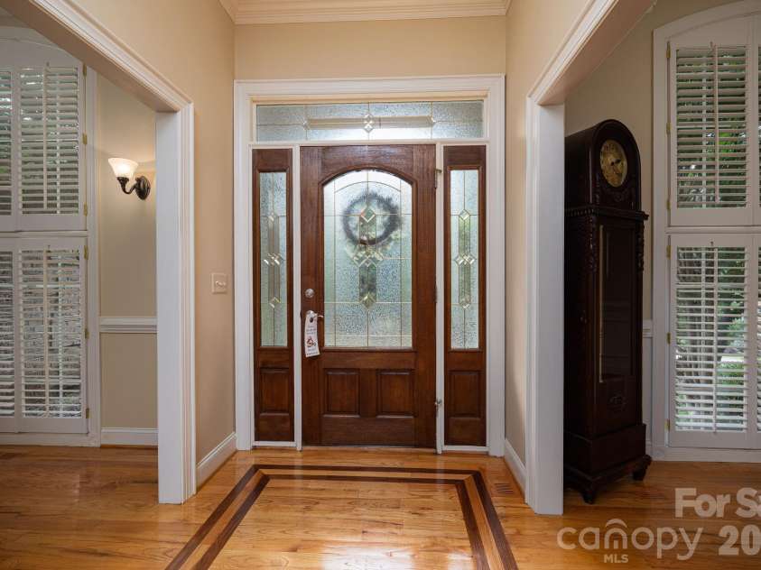 116 28th Avenue, Hickory, NC 28601.  MLS# CAR4386796, YatesRealty ID 27202. 