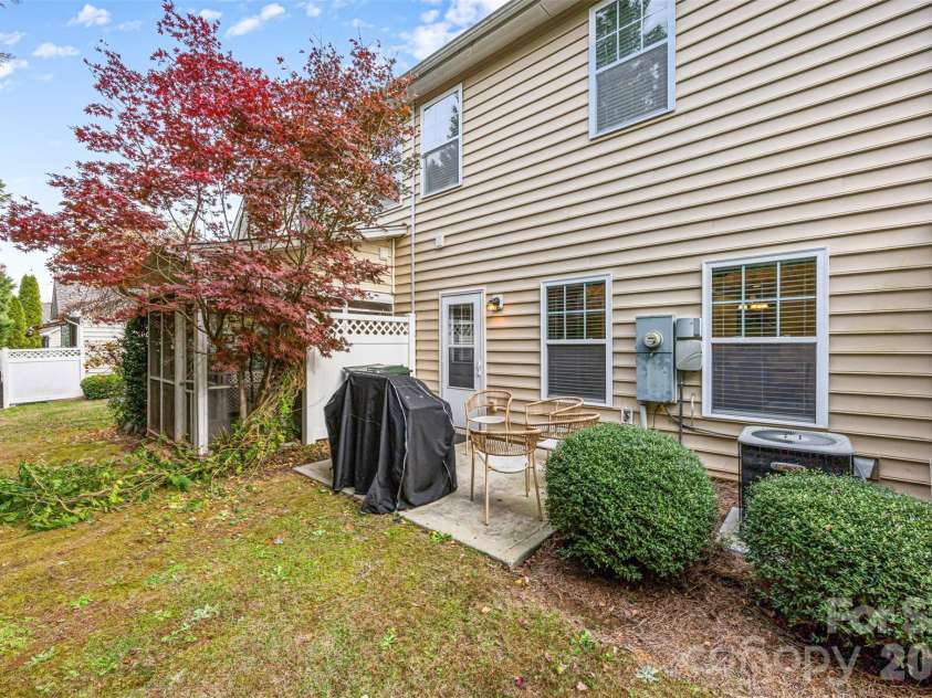 723 Winding Way, Rock Hill, SC 29732.  MLS# CAR4388950, YatesRealty ID 27203. 