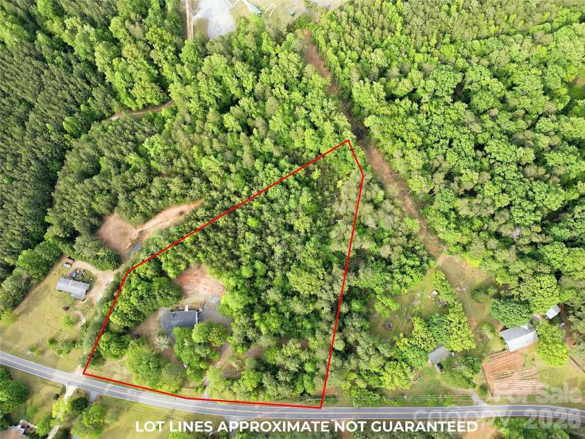 1335 Little Mountain Road, Columbus, NC 28722.  MLS# CAR4388869, YatesRealty ID 27204. 