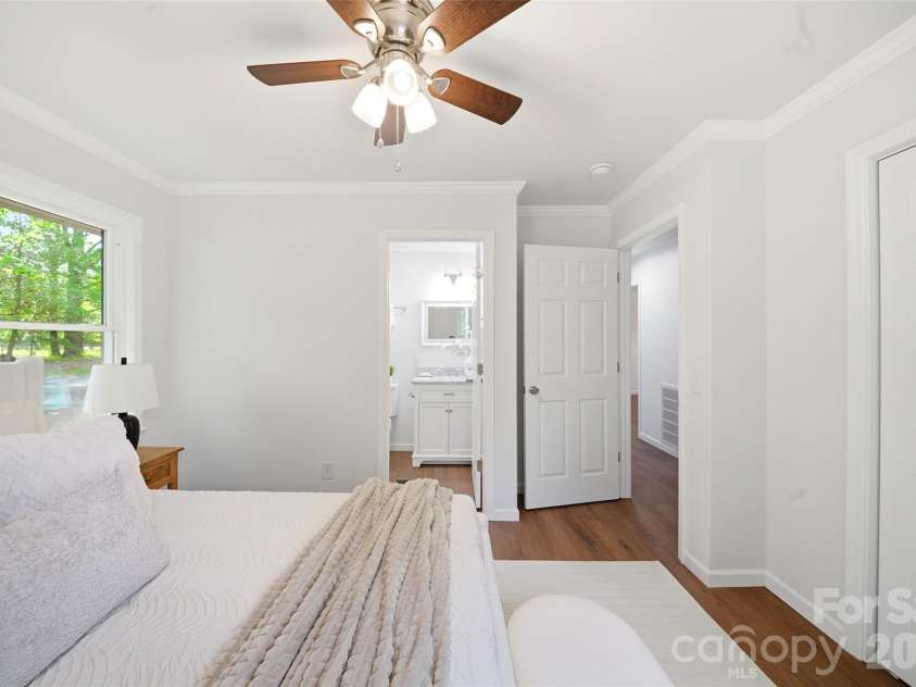 1335 Little Mountain Road, Columbus, NC 28722.  MLS# CAR4404149, YatesRealty ID 27204. 