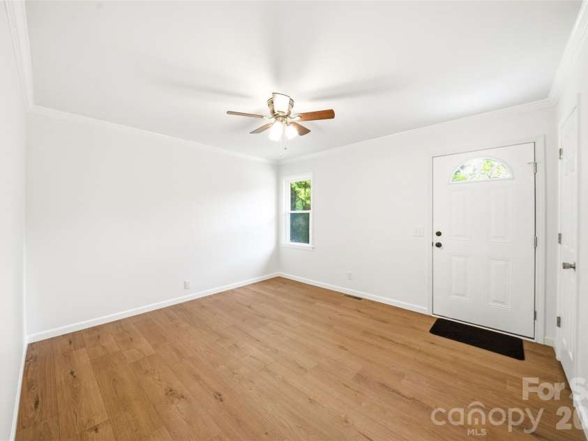 1335 Little Mountain Road, Columbus, NC 28722.  MLS# CAR4404149, YatesRealty ID 27204. 