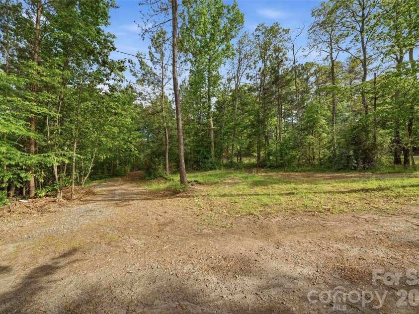 1335 Little Mountain Road, Columbus, NC 28722.  MLS# CAR4404149, YatesRealty ID 27204. 