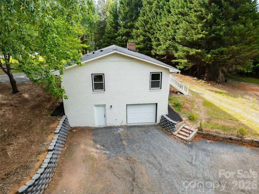 1335 Little Mountain Road, Columbus, NC 28722.  MLS# CAR4404149, YatesRealty ID 27204. 