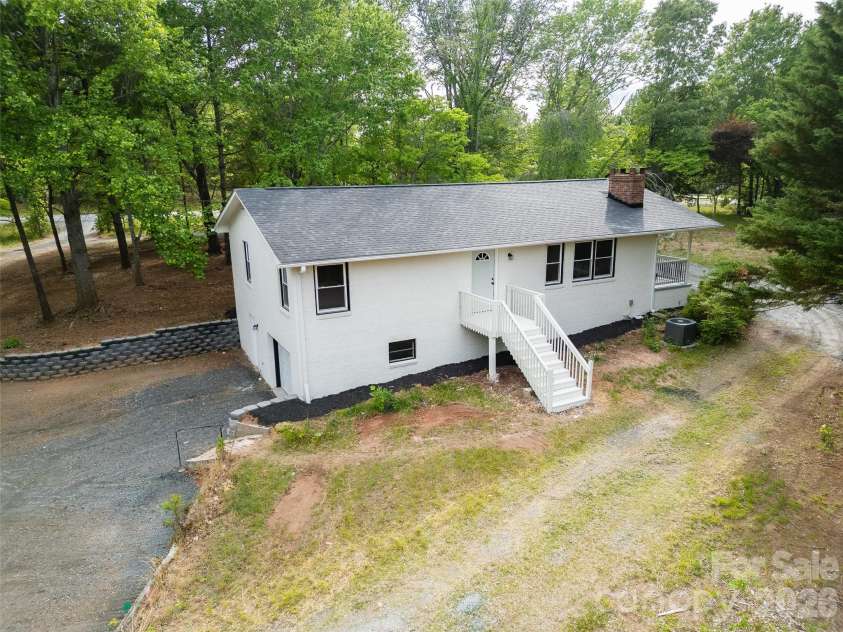 1335 Little Mountain Road, Columbus, NC 28722.  MLS# CAR4404149, YatesRealty ID 27204. 