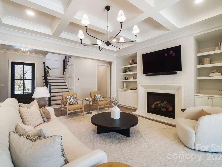7121 Alexander Road, Charlotte, NC 28270.  MLS# CAR4283530, YatesRealty ID 27204. REPRESENTATIVE PHOTO